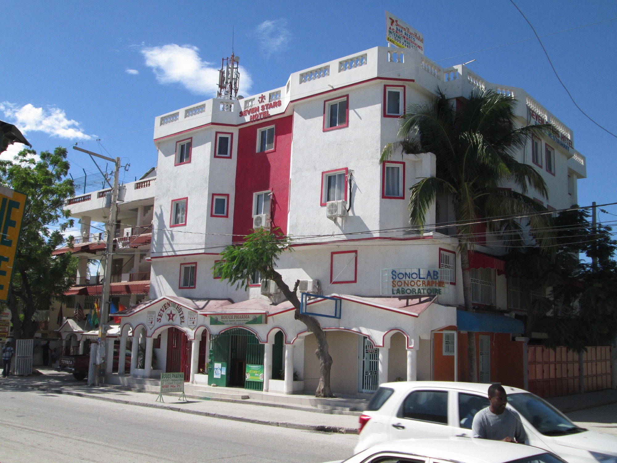 Seven Stars Hotel Musseau Buitenkant foto